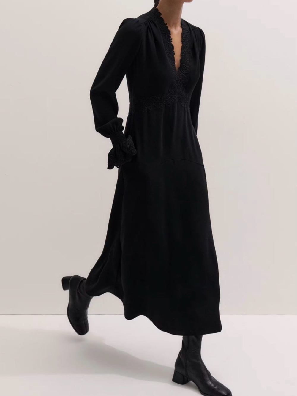 ME + EM Fit + Flare Lace Detail Black Maxi/Midi Dress Size 8